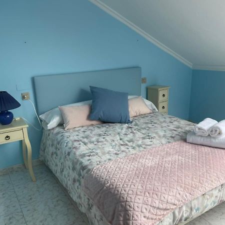Apartamento Con Hermosas Vistas A La Playa Del Altar Sieiro Luaran gambar
