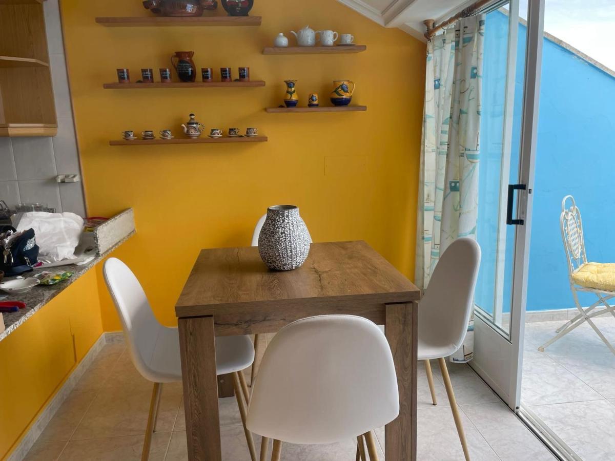 Apartamento Con Hermosas Vistas A La Playa Del Altar Sieiro Luaran gambar